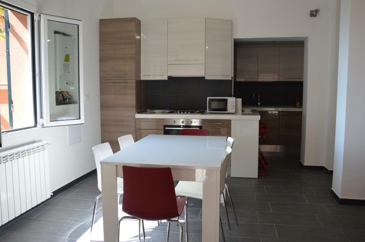 Casa Delle Mimose Apartment วาราซเซ ภายนอก รูปภาพ